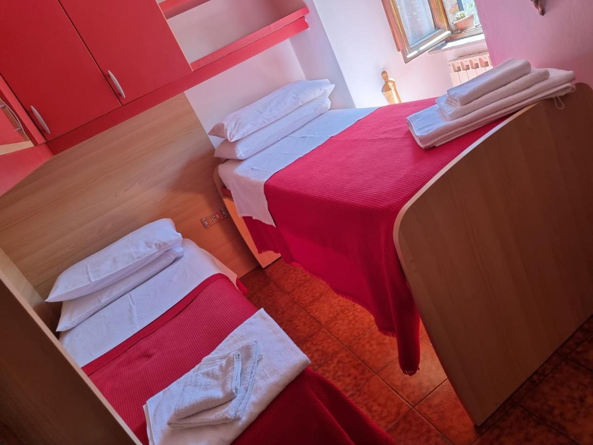 דירות גוביו A Casa Di Cristina מראה חיצוני תמונה